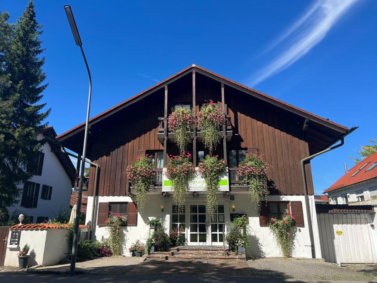 Amiga Hotel Muenchen Messe Экстерьер фото