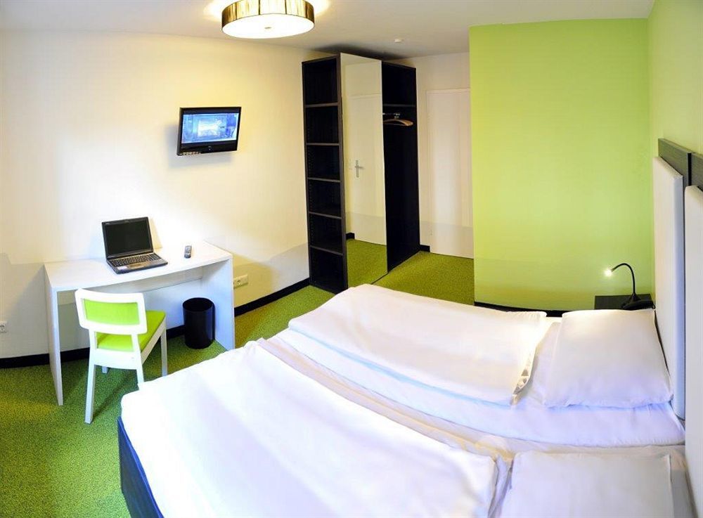 Amiga Hotel Muenchen Messe Экстерьер фото