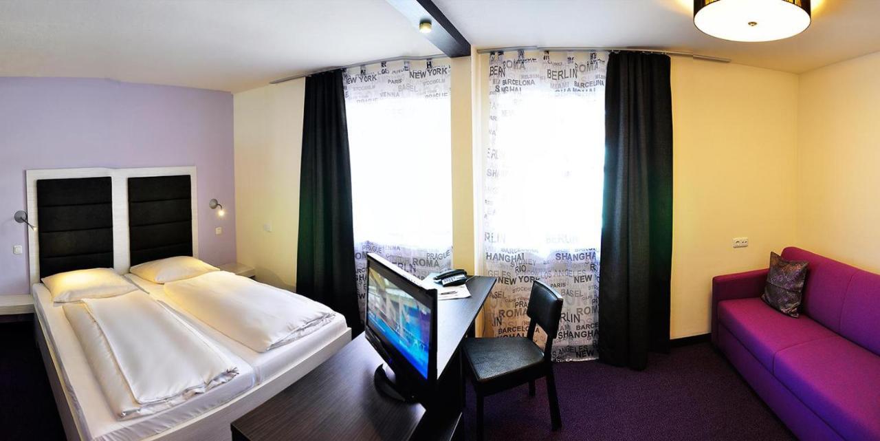 Amiga Hotel Muenchen Messe Экстерьер фото